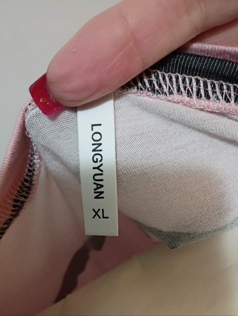 🥳🎊🎉 HP Pink & Black Short Sleeve Tee V-neck Long Top - Picture 4 of 13